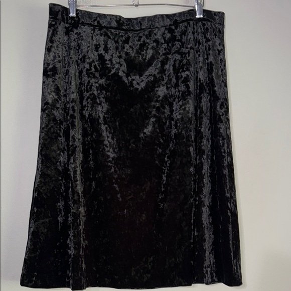 J. Jill Black Velvet Midi Skirt Large - Picture 1 of 8